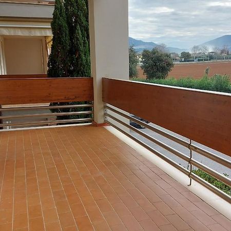 Appartamento Santa Costanza Con Piscina San Vincenzo Ngoại thất bức ảnh