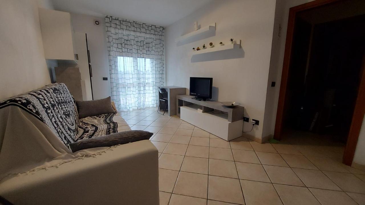 Appartamento Santa Costanza Con Piscina San Vincenzo Ngoại thất bức ảnh